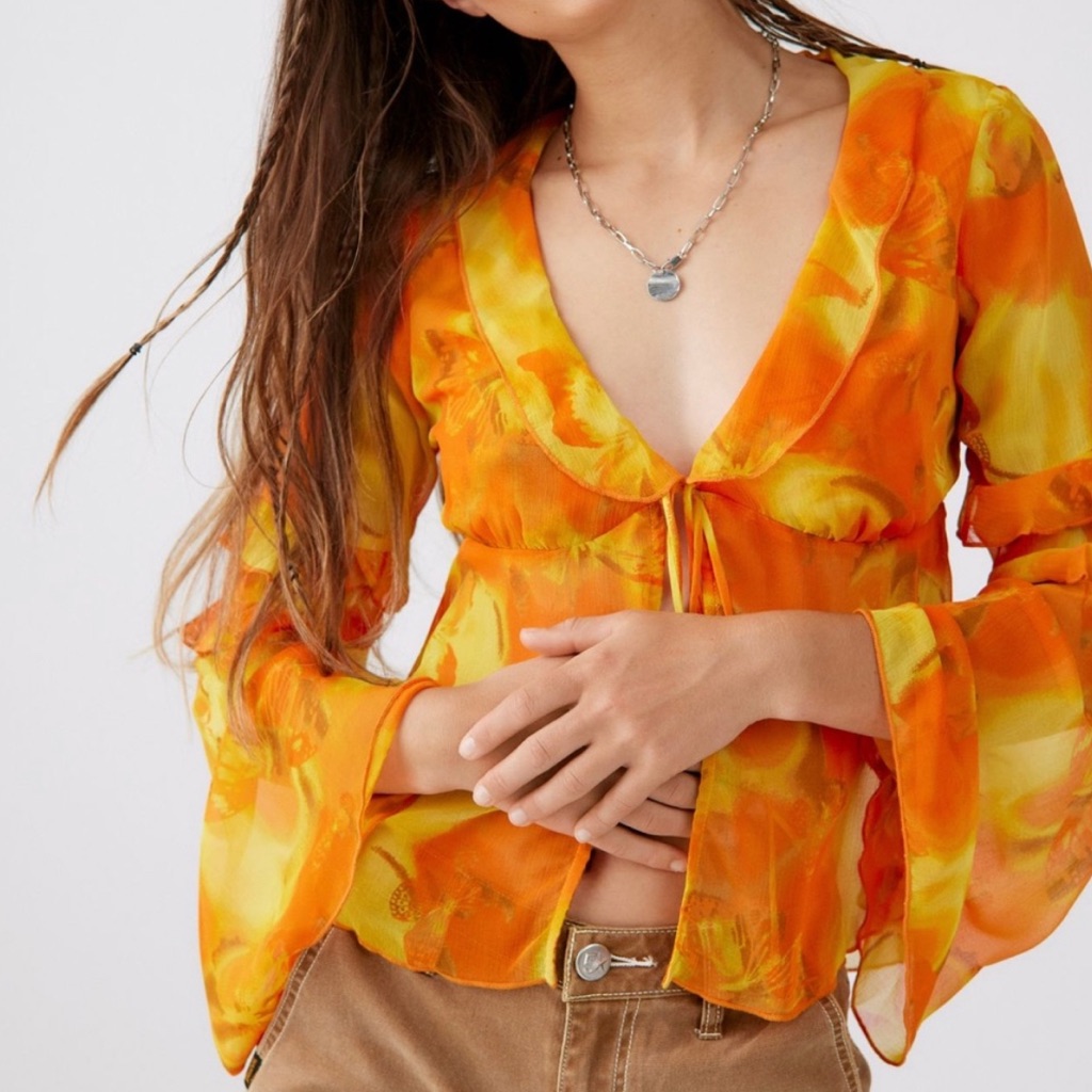 Urban Outfitters Janet Split Hem Blouse